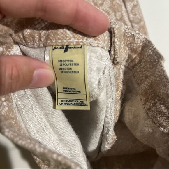 7 For All Mankind Snakeskin Print Leggings - Picture 4 of 5